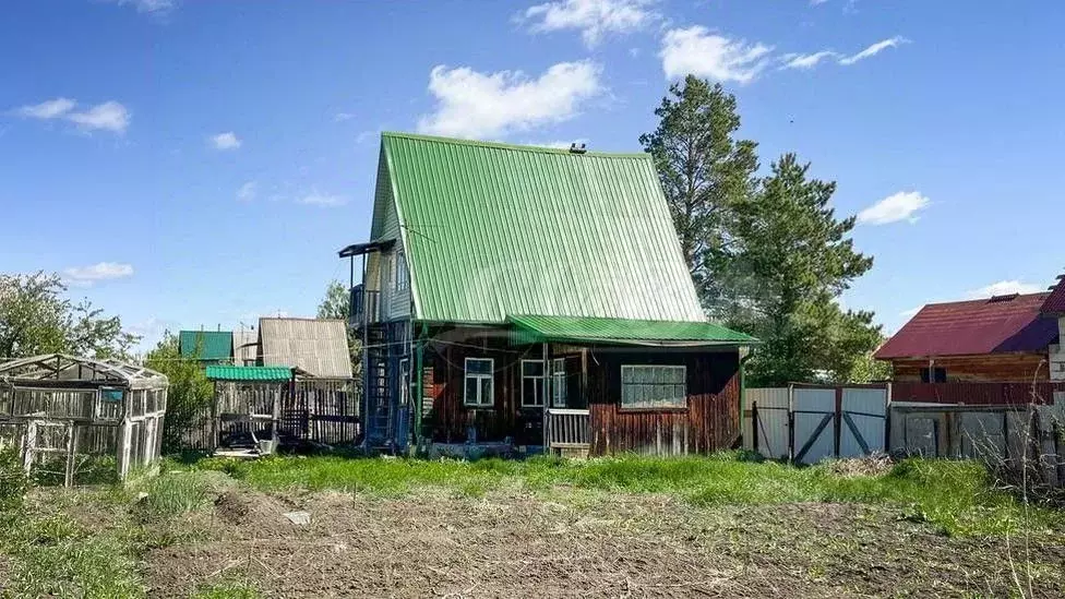 Дом в Тюменская область, Тюмень Тюменец СНТ, ул. Клубничная (30 м) - Фото 0