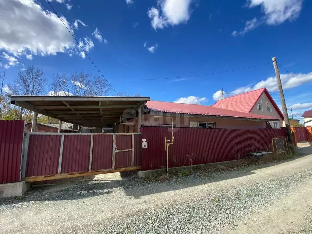 Дом в Сахалинская область, Южно-Сахалинск Речной пер., 22 (101 м) - Фото 2