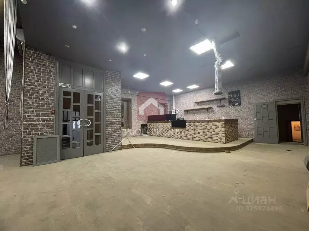 Помещение свободного назначения в Саратовская область, Саратов просп. ... - Фото 1