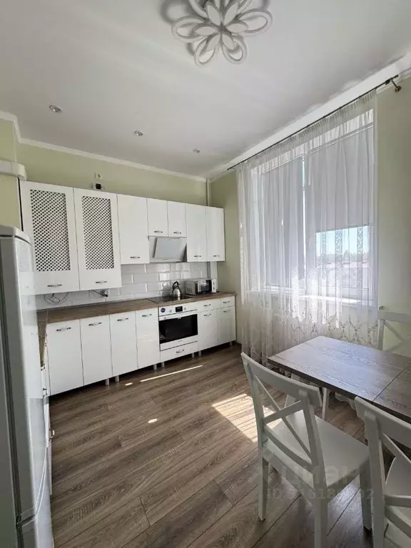 1-к кв. Крым, Симферополь просп. Кирова, 49 (43.5 м) - Фото 0