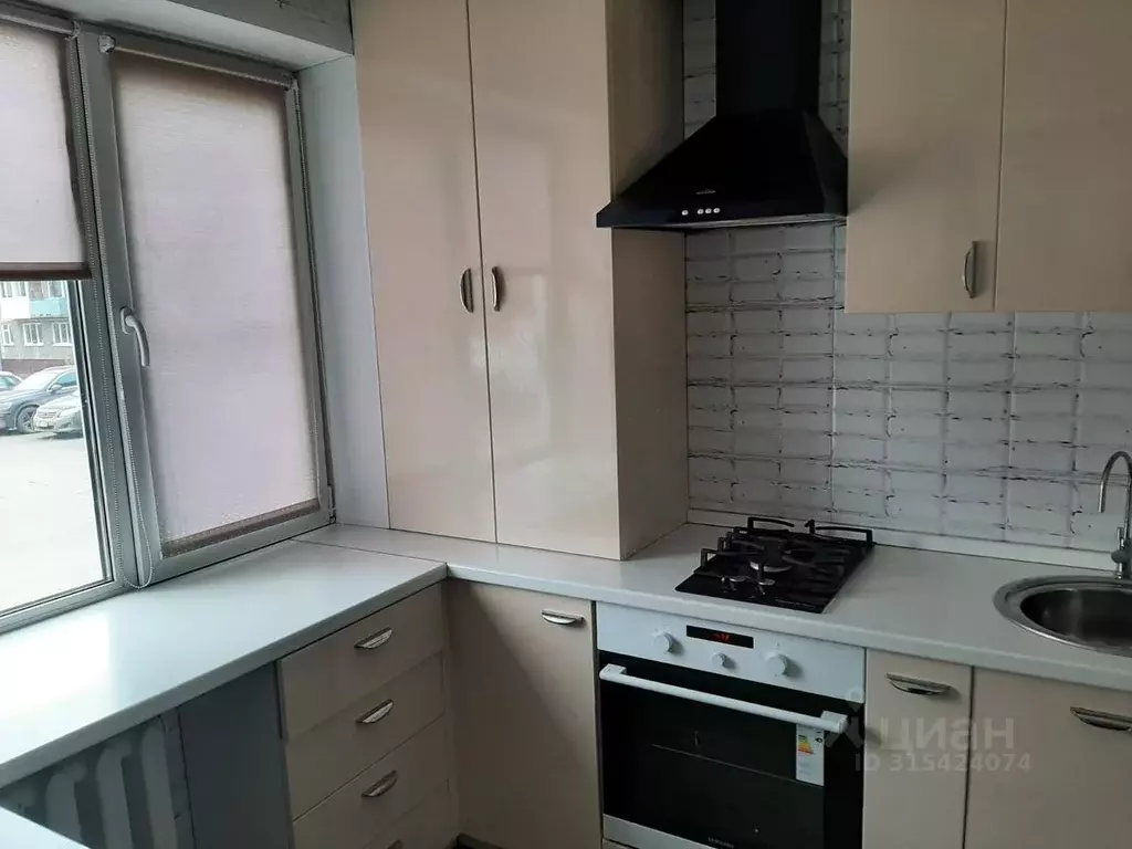 2-к кв. Кемеровская область, Кемерово Красная ул., 10 (42.5 м) - Фото 0