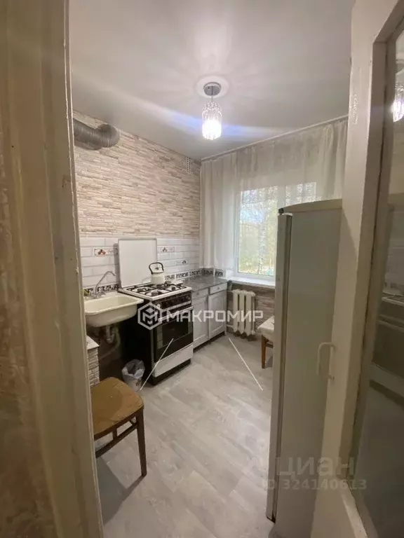 3-к кв. Брянская область, Брянск проезд 1-й Станке Димитрова, 4 (55.0 ... - Фото 1