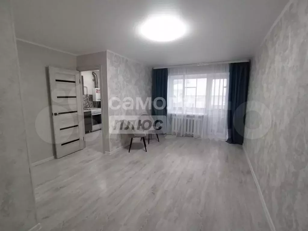 1-к. квартира, 30 м, 4/4 эт. - Фото 1