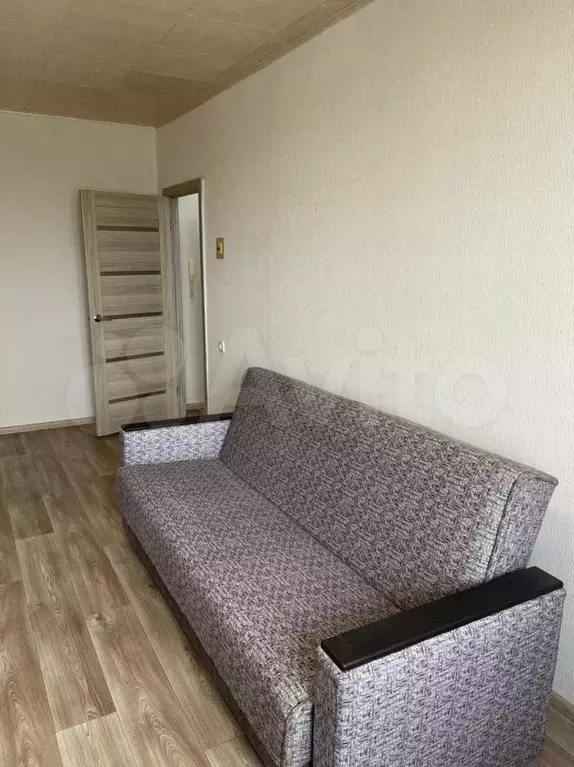 1-к. квартира, 32 м, 6/9 эт. - Фото 0