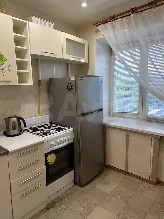 1-к. квартира, 31 м, 5/5 эт. - Фото 0