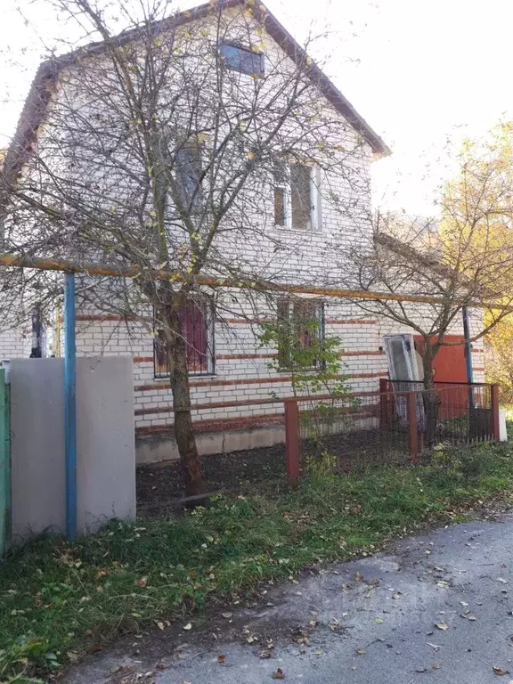 Дом в Белгородская область, Яковлевский городской округ, с. Сажное ... - Фото 0