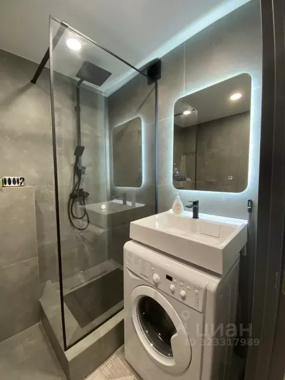 Студия Свердловская область, Березовский ул. Загвозкина, 56 (30.0 м) - Фото 1