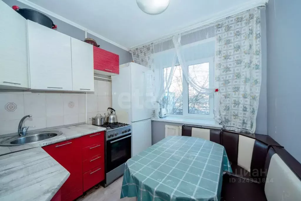 3-к кв. Алтайский край, Бийск Советская ул., 68 (56.7 м) - Фото 1