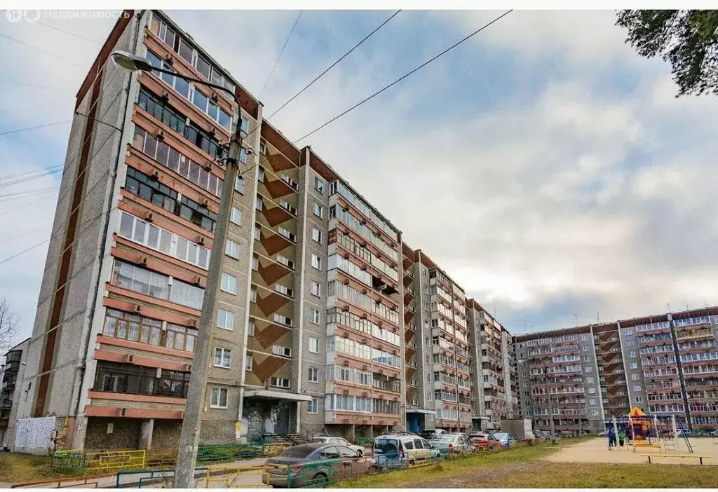 3-комнатная квартира: Екатеринбург, Техническая улица, 152 (62.9 м) - Фото 0