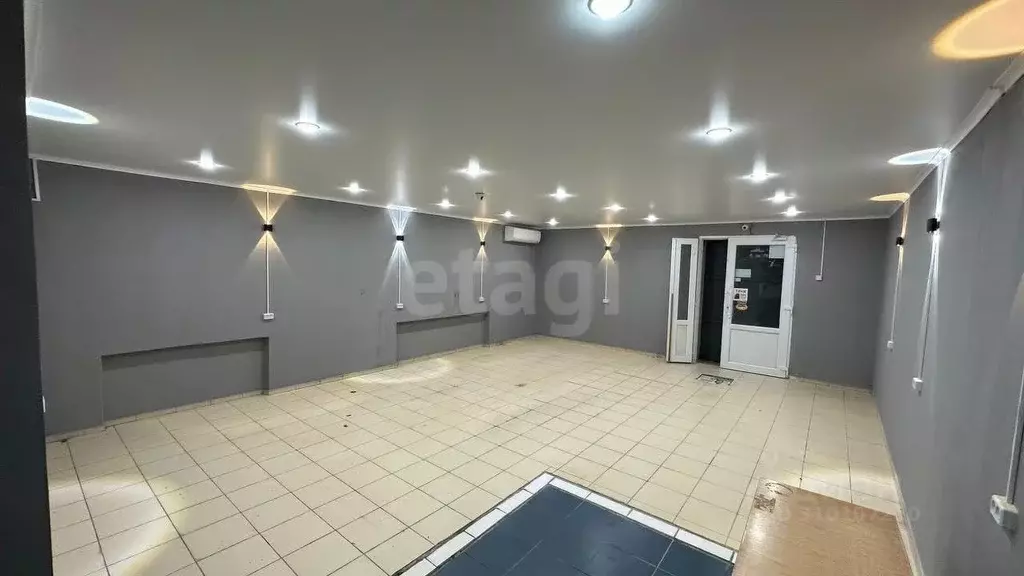 Офис в Крым, Армянск ул. Железнодорожная, 3 (50 м) - Фото 2