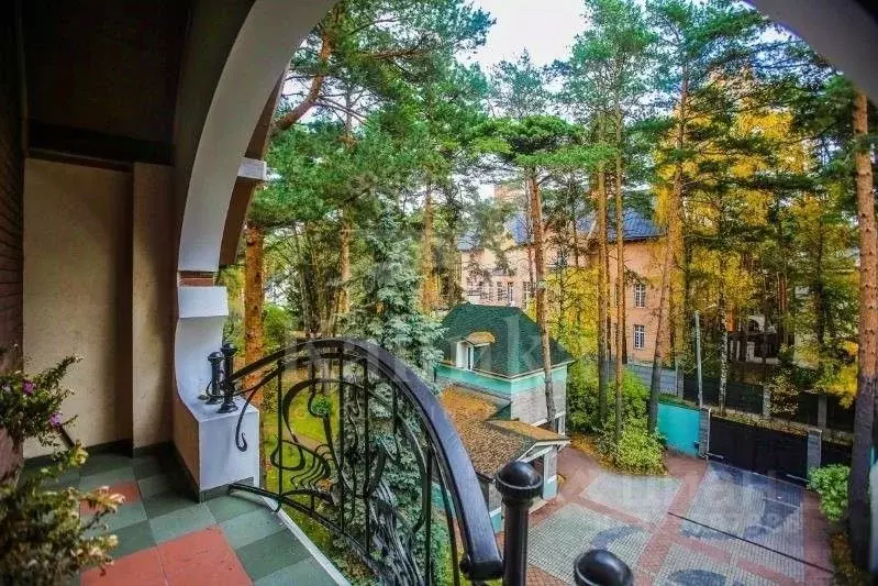 Дом в Москва Внуковское поселение, ул. Писательские Дачи, 26Б (560 м) - Фото 2