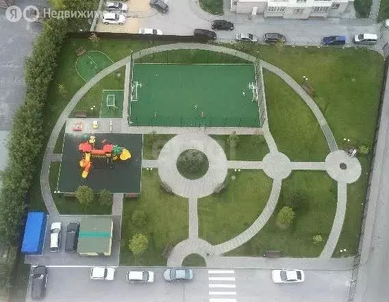 3-комнатная квартира: Новосибирск, Линейная улица, 53/1 (95.3 м) - Фото 0