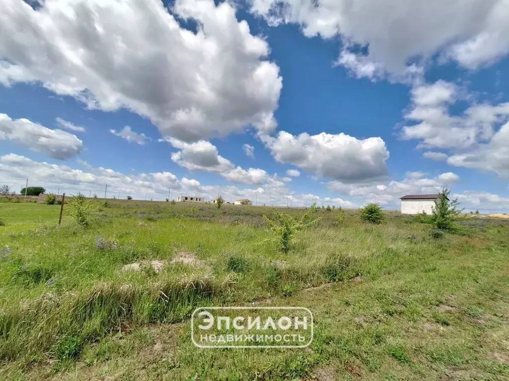 Участок в Курская область, Курский район, Клюквинский сельсовет, д. ... - Фото 0