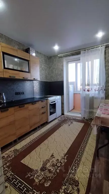 1-к кв. Омская область, Омск ул. 20 лет РККА, 210 (40.0 м) - Фото 1