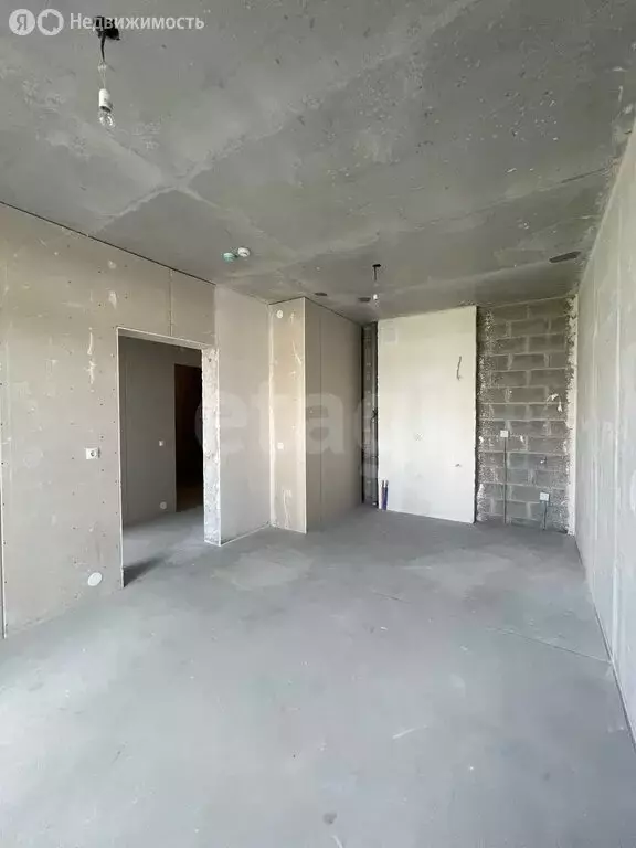 1-комнатная квартира: Тюмень, улица Муравленко, 9к1 (37.4 м) - Фото 2