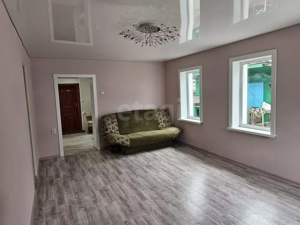 Дом в Амурская область, Белогорск Раздольная ул., 19 (50 м) - Фото 1