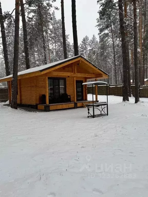 Комната Алтай, Чемальский район, пос. Усть-Сема ул. Чуйская, 1 - Фото 1