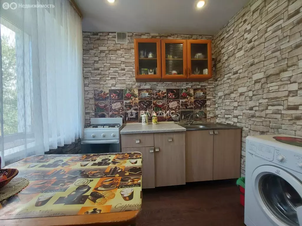 1-комнатная квартира: Каменка, улица Суворова, 55 (32.4 м) - Фото 0