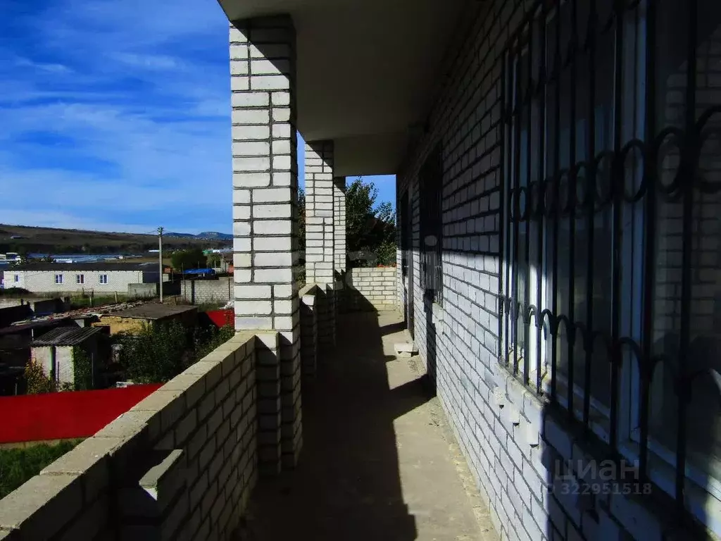 Дом в Ставропольский край, Предгорный муниципальный округ, пос. Мирный ... - Фото 1