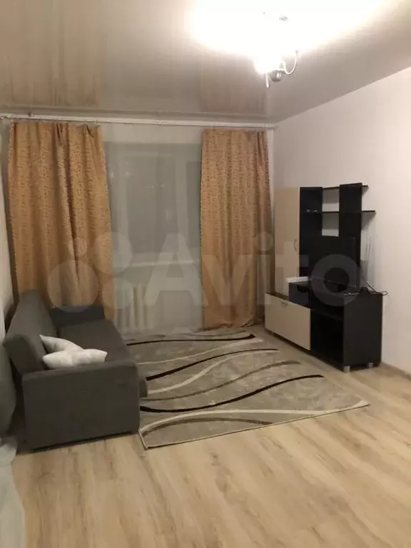 1-к. квартира, 30 м, 5/5 эт. - Фото 0