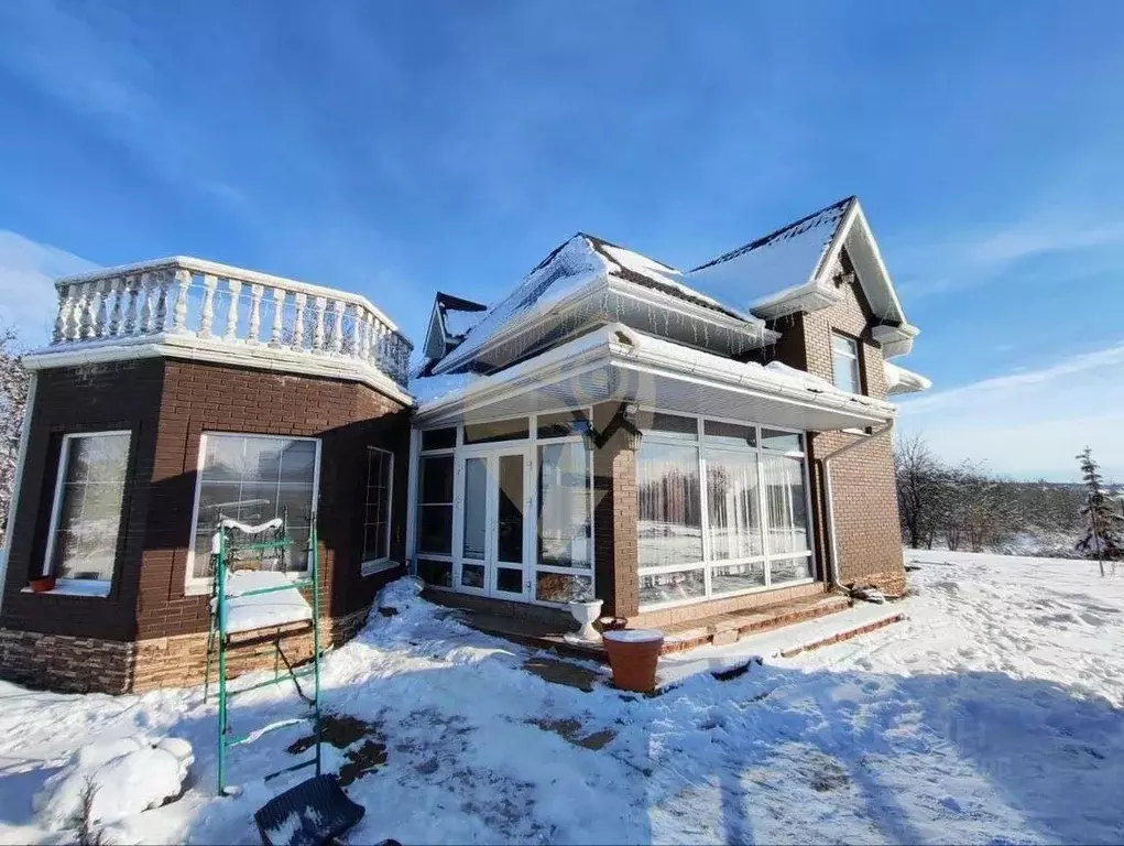 Дом в Белгородская область, Старый Оскол пер. 6-й Севастопольский (230 ... - Фото 1