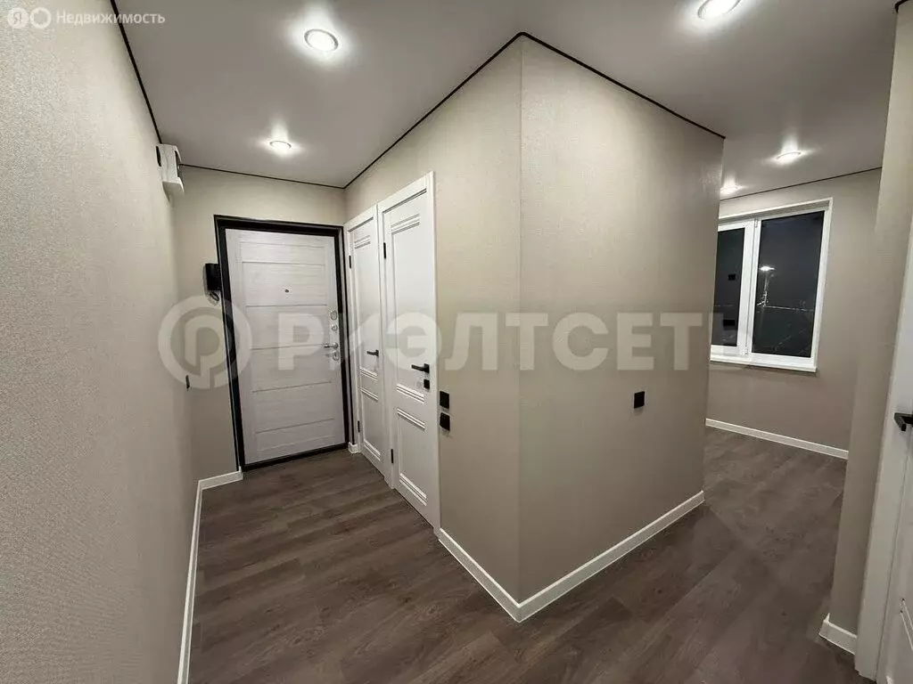 2-комнатная квартира: Мурманск, улица Алексея Хлобыстова, 30 (42 м) - Фото 2