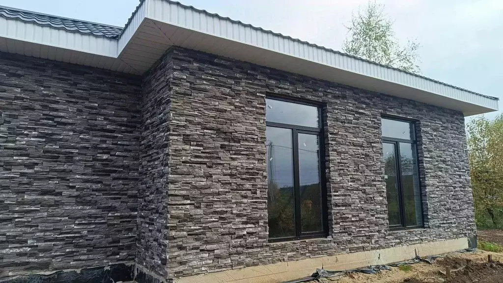 Дом в Калужская область, Боровский муниципальный округ, д. Комлево ул. ... - Фото 2