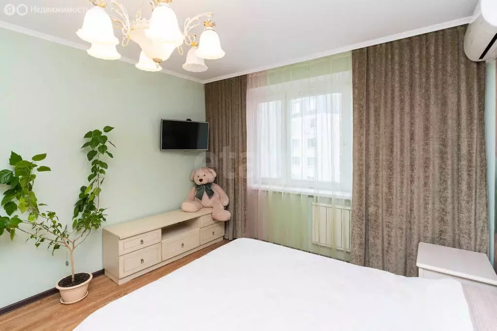 2-комнатная квартира: Тюмень, Широтная улица, 190к2 (66 м) - Фото 1