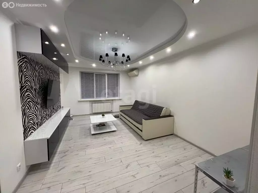 3-комнатная квартира: Энгельс, улица Шурова Гора, 7/8 (80 м) - Фото 1