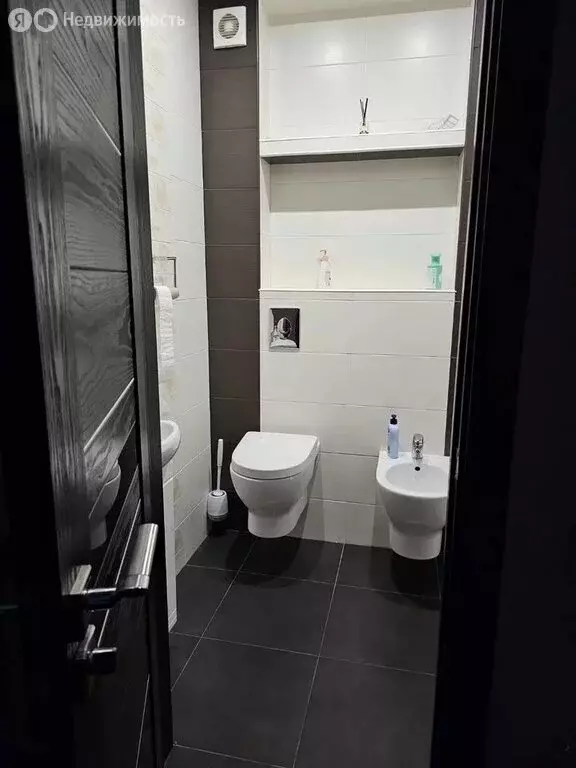 3-комнатная квартира: Тюмень, улица Газовиков, 33 (92.9 м) - Фото 1