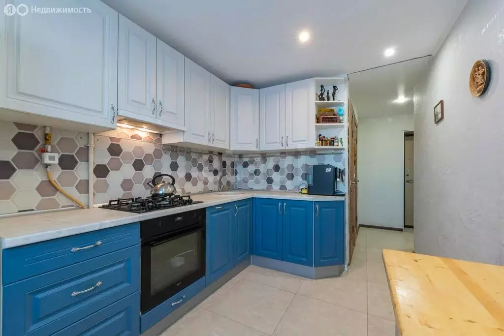 3-комнатная квартира: Пермь, Петропавловская улица, 85 (58 м) - Фото 1