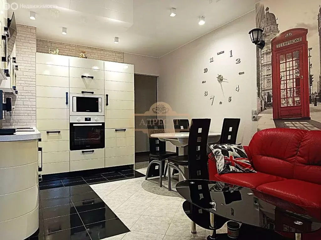 3-комнатная квартира: посёлок Парголово, Заречная улица, 45к2 (79.3 м) - Фото 1