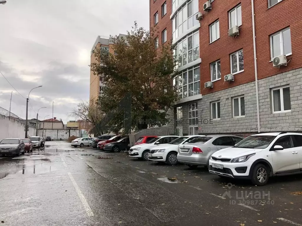 Помещение свободного назначения в Тюменская область, Тюмень ул. ... - Фото 1