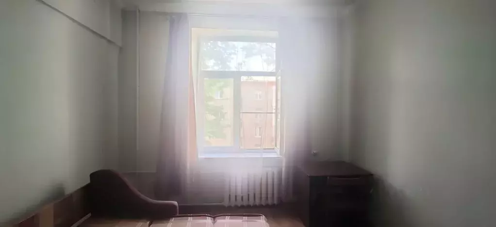 Продается комната в 3-комнатной квартире - Фото 0