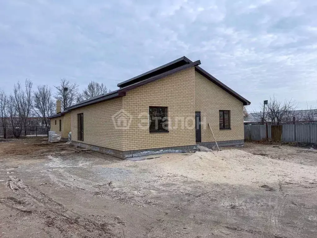 Дом в Волгоградская область, Городище рп ул. Светлая (100 м) - Фото 2