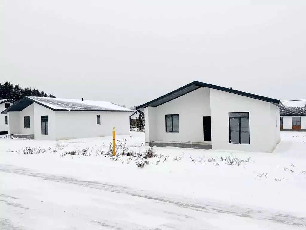 Коттедж в Свердловская область, Белоярский муниципальный округ, с. ... - Фото 1