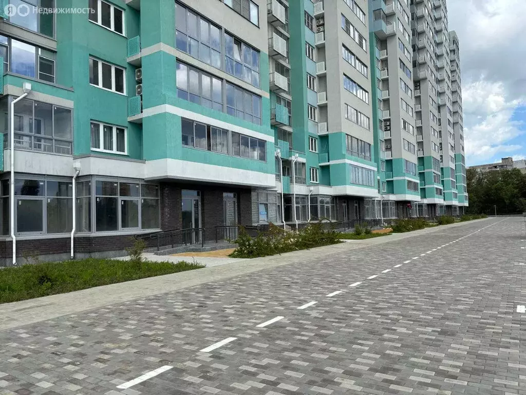 1-комнатная квартира: Краснодар, улица Селезнёва, 104/1 (65.3 м) - Фото 0