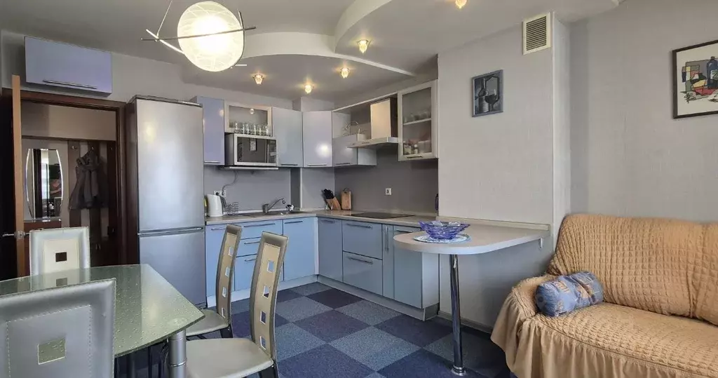 3-к кв. Московская область, Долгопрудный Молодежная ул., 4 (82.9 м) - Фото 0