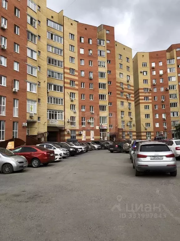 1-к кв. Тюменская область, Тюмень ул. Клары Цеткин, 61к4 (45.0 м) - Фото 1