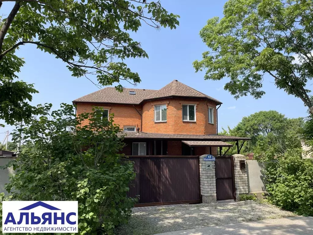 Дом в Приморский край, Уссурийск ул. Муравьева, 43 (279 м) - Фото 0