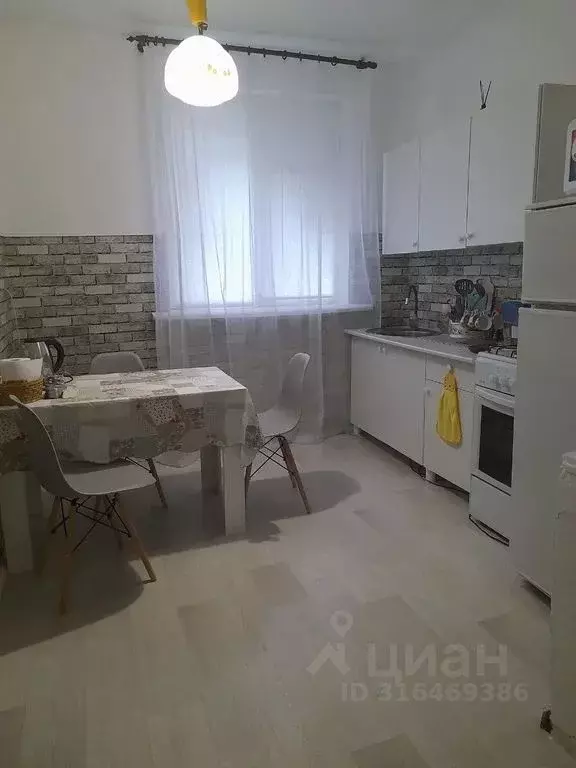 Комната Астраханская область, Харабалинский район, пос. Гремучий ... - Фото 1