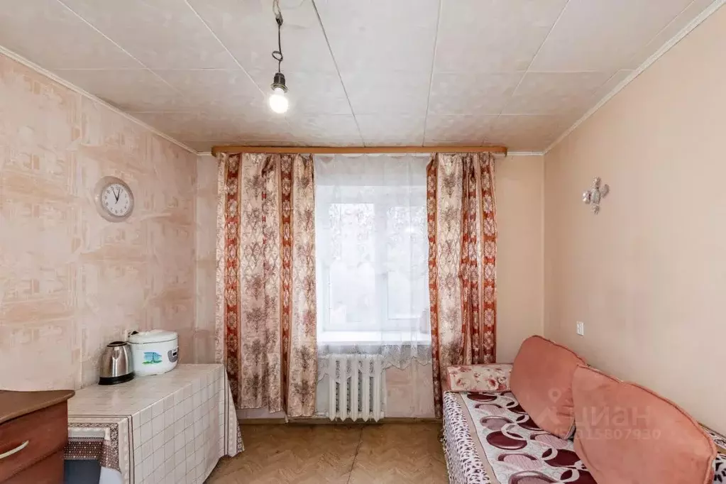 Комната Свердловская область, Екатеринбург ул. Июльская, 16 (11.3 м) - Фото 1