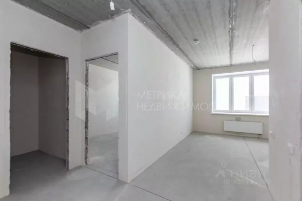 1-к кв. Тюменская область, Тюмень Новгородская ул., 20 (41.2 м) - Фото 1