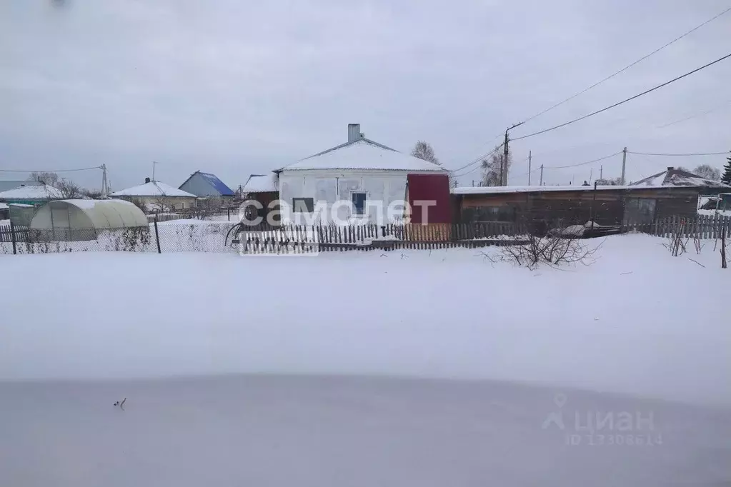 Дом в Кемеровская область, Топки ул. Кирова, 88 (60 м) - Фото 1