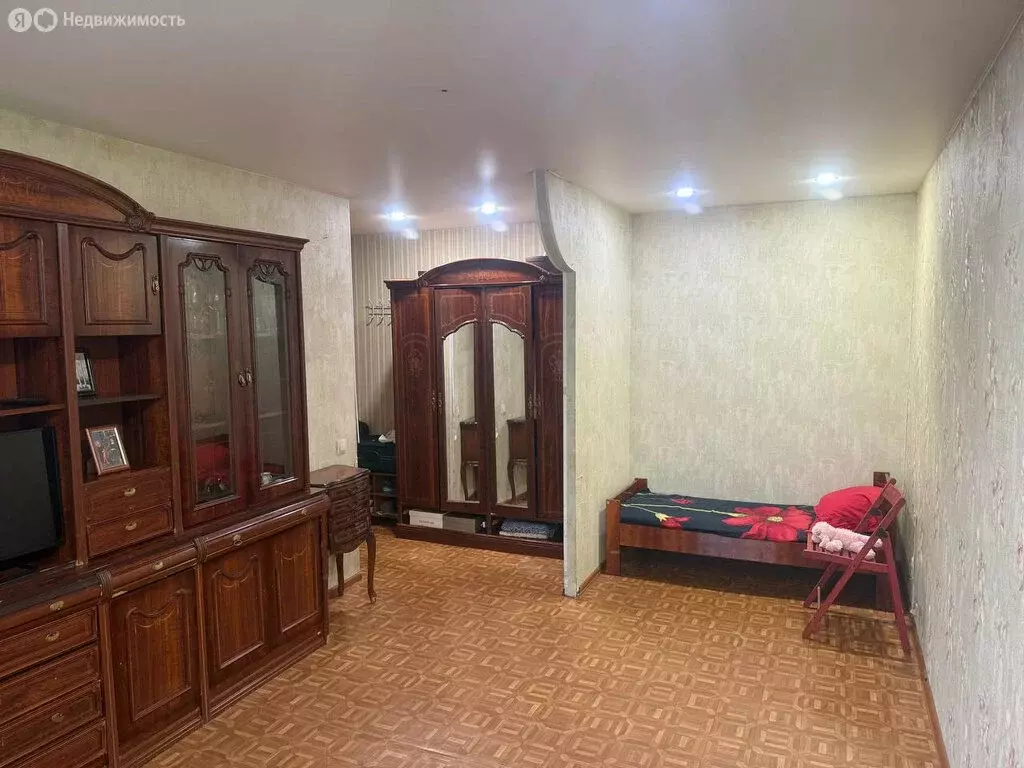 1-комнатная квартира: Казань, улица Сафиуллина, 6к1 (32 м) - Фото 0