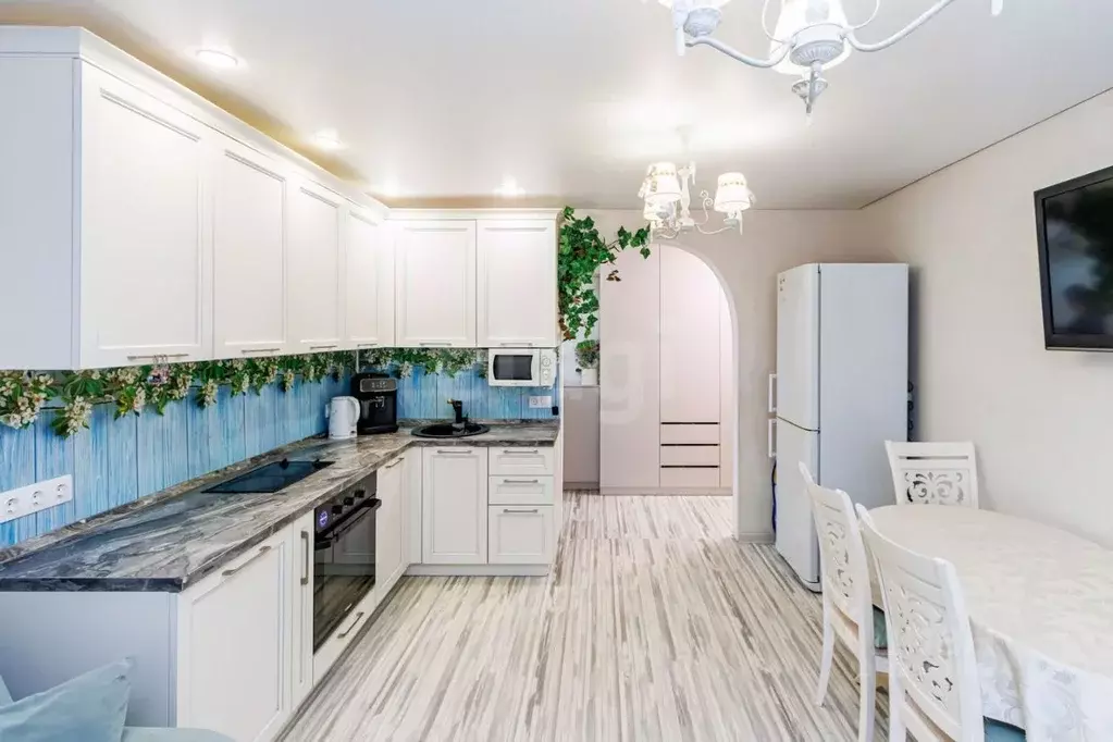 3-к кв. Тюменская область, Тюмень ул. Червишевский Тракт, 31 (58.6 м) - Фото 1