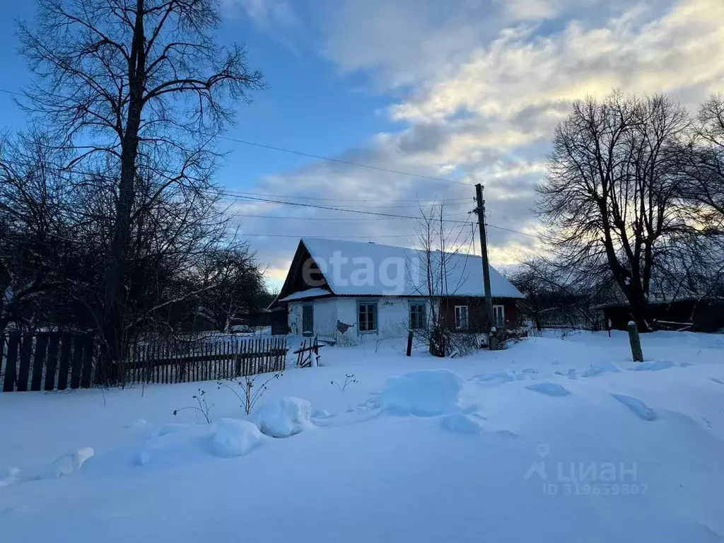 Дом в Калужская область, Дзержинский район, Совхоз Чкаловский с/пос, ... - Фото 1