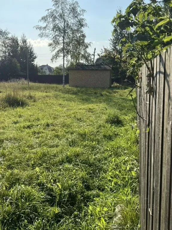 Участок в Ленинградская область, Сясьстрой Волховский район, Весенняя ... - Фото 0
