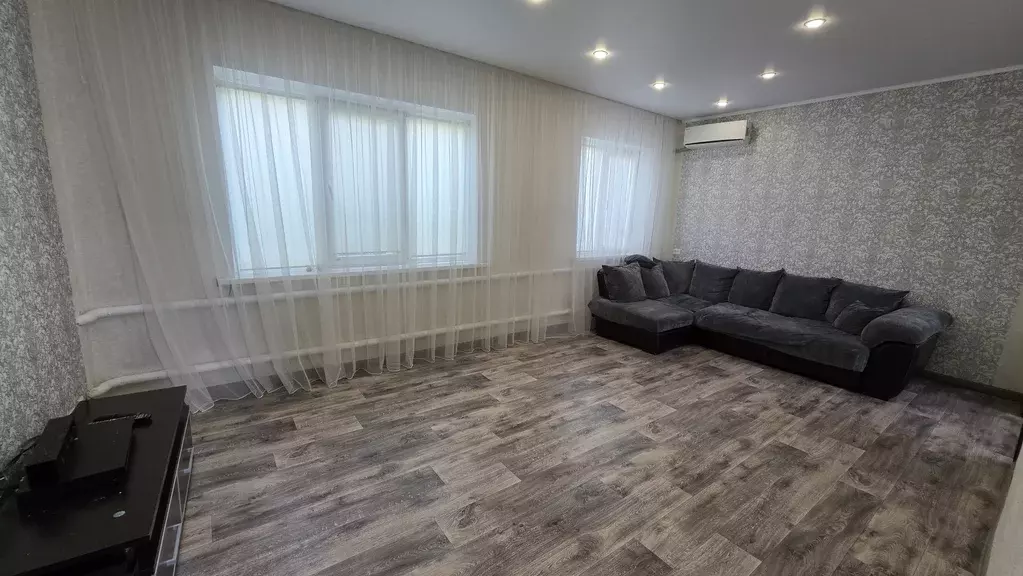 Продаётся 3-к квартира, 70 м - Фото 1