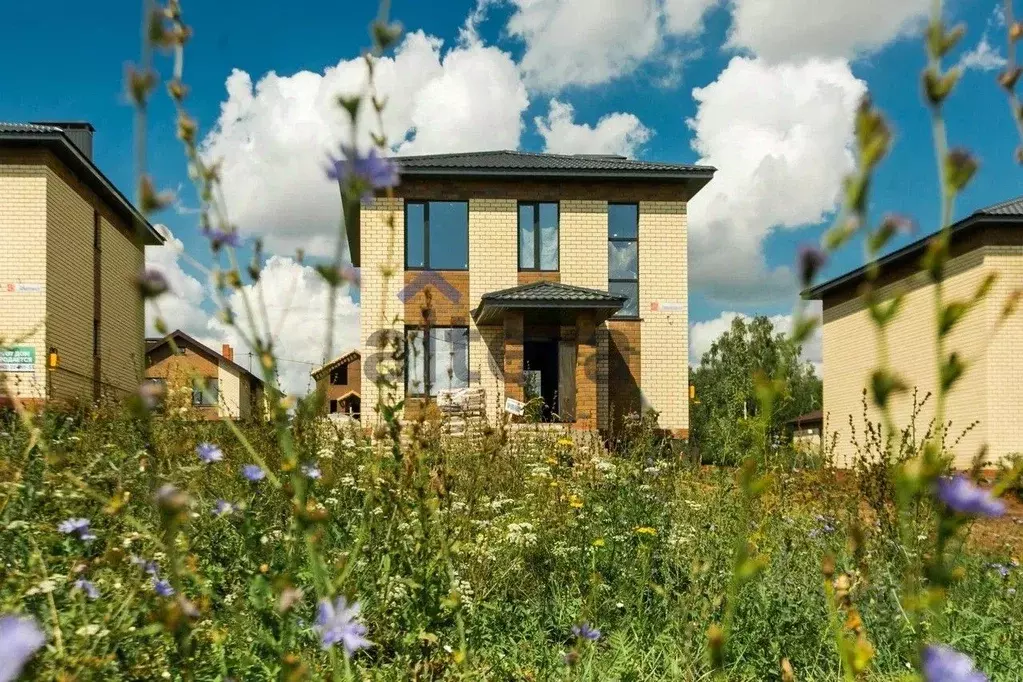 Дом в Татарстан, Казань ВамДом Чебакса кп, ул. Хазиева, 15 (120 м) - Фото 0